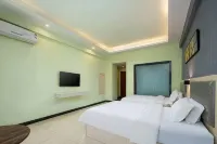 Fenglin Night Hotel (Lingao Bus Station) - balcony