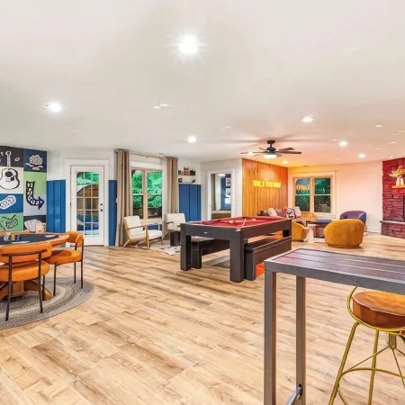 Luxury Asheville Oasis - Sauna - Movie Theater