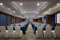 Yongheng Langyue Collection Hotel (Nanning Railway Station Chaoyang Square Subway Station)