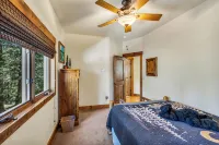 Beautiful 3 Bedroom Mountain Paradise near Lake Davis - 3성급