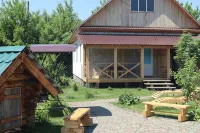 Private house Uyutny Dom V Samom Bolshom Sele Rossii - Bintang 2