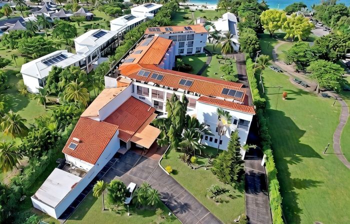 Allamanda Beach Hotel