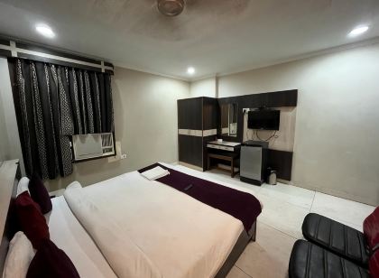 Hotel Anand