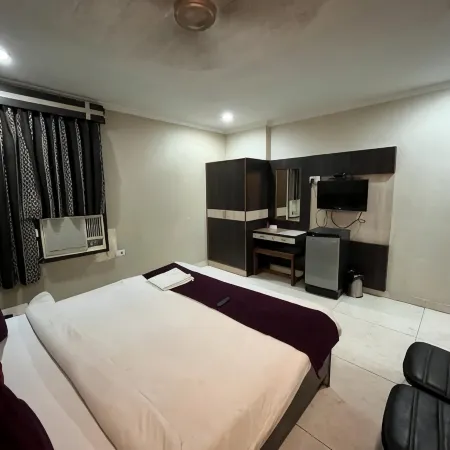 Hotel Anand