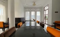 Toba Retreat Mansion and Villas
