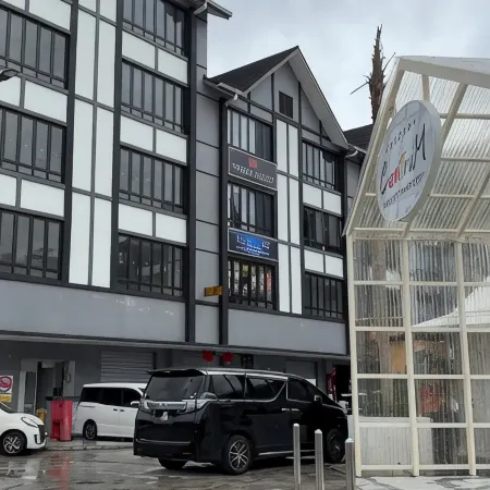 TDOZE Hotel