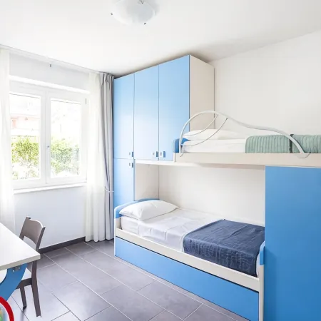 Charming 3-Bedroom Apartment in Scenic Sperlonga, Italy
