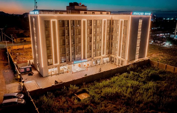 Starline Hotel