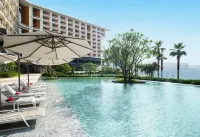 Dalian Crown Platinum Sunrise Scenic Hotel (Jinshitan Resort Jinshitan Happy Coast) - Rooftop Pools