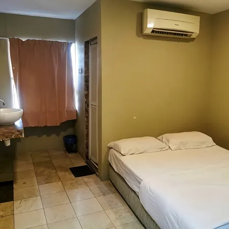 Hotel New Tauns Klang