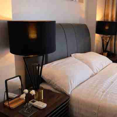 Tambuli Seaside Living 12N - Sea View - Lapu Lapu Rooms