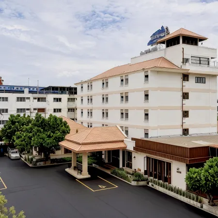 CENTRAL PLACE HOTEL