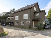 Apartment close to the mountain Hotels in Svolvaer