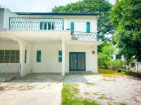 Tanjung Bungah Semi-D | Beach | 20 Pax | 6 Cars