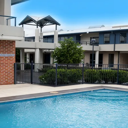 Hawkesbury Race Club Motel