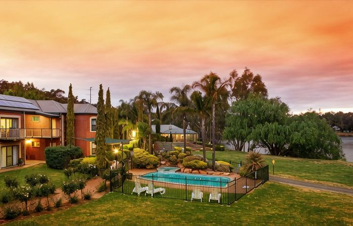 Clare Country Club