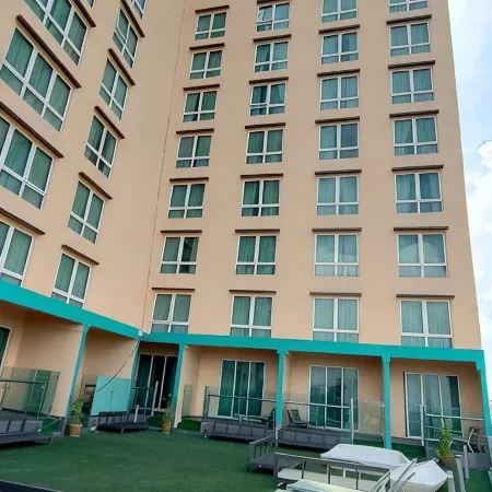 Amerin Hotel Johor Bahru Отели рядом с достопримечательностью «Торговый центр Перлинг»