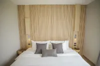 Brique Suite Hotels near Khum Khantoke