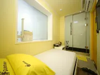 24 Guesthouse Sinchon Avenue Hoteles cerca de Parque Wau