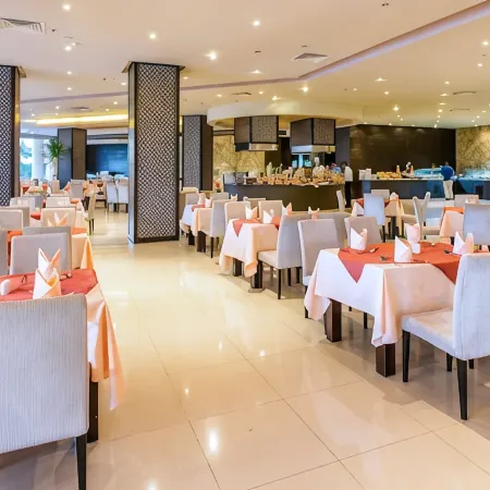 Jasmine Palace Resort & Spa