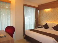 D'Primahotel Mega Kuningan Hotels near Kuningan City