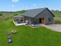 Humbug Abode - located on beautiful 5 acres, minutes drive to Sister Bay