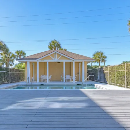 'Sandpiper' Ocean Front Townhouse
