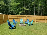 Beautiful newly remodeled cottage - Walk to strip, close to spire - 4-Star