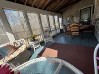 Entire house 2 miles to Misquamicut Beach- Sleeps 10!