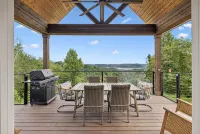 Grand Ole View on Center Hill Lake in Smithville, TN - 4-Star