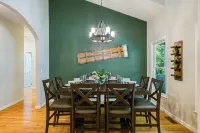 3800 sq ft of Fun! Sleeps 14 • Hot Tub • Pool Table • Pac-Man • Foosball