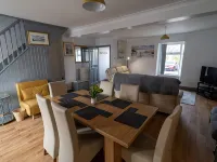 3 bedroom home by the beach Hotels in The Havens