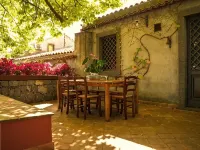 Contrada Willow - Linden trees Hotels in Milo