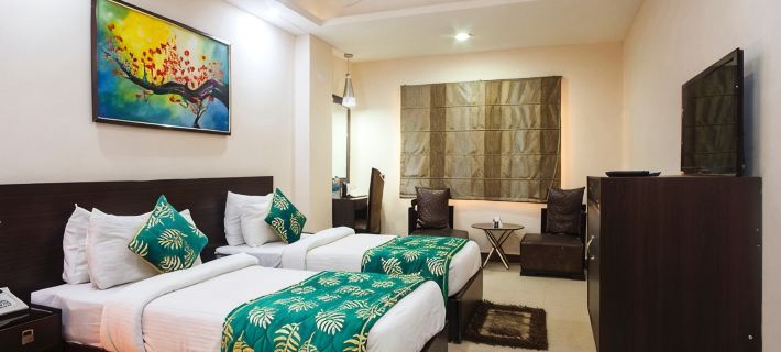 Palm Tree Hotel & Restaurant Hotels in Aligarh