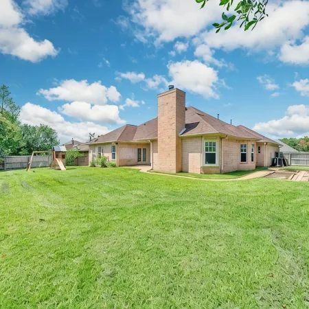 Luxury Villa Near A&M w/Grand Hall & Game Room