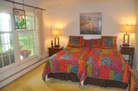 Sunsets,140' on Torch Lk,Lg Dock,Hot Tub,Tennis/Pickle Crt,Kayaks,Play/swing set - 4 stjerner