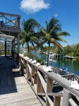 LUXURY EXECUTIVE ISLAND HOME W DOCK - Wi-Fi