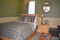 $$$ savings in Amazing Studio for 2 w/ free parking & wifi / No daily resort fee 마운트 찰스턴 주변 호텔