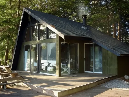 Perfect Lakeside Getaway - Craig's Pond Cabin (45m from Acadia National Park)