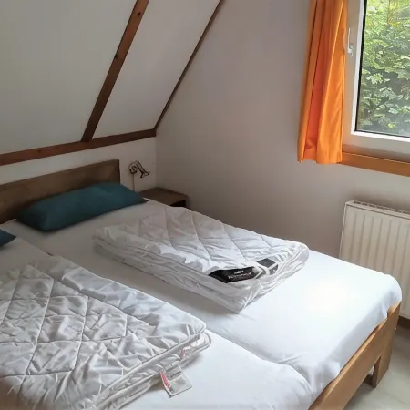 Cozy Tent Roof House for up to 6 People, Free Wlan, Pet-Friendly