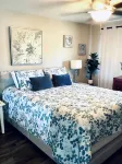 Remodeled Vacation Rental in Long Beach  min to town/ walking distance to beach