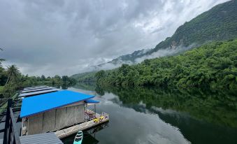 Phu Naphat Resort