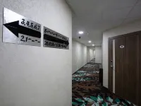Flora 別爾哥羅德住宿飯店