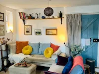 Devonshire cottage nestled in a pretty fishing village Hotels in Lympstone