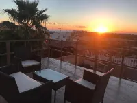 loft rojo vistas al mar