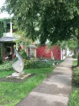 Charming Cottage in Historical Dist with Beautiful Gardens-5 Minute Walk to Town