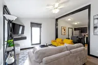 5 mins to Grand Park, 15 mins to Ruoff, pet-friendly, peaceful environment!