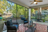 Newly Listed, Sleeps 12, On River W. Kayaks included, Boat Dock , Gulf Access