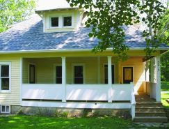 Great place to stay, close to downtown, very private, and lots of amenities!