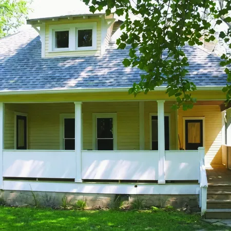 Great place to stay, close to downtown, very private, and lots of amenities!
